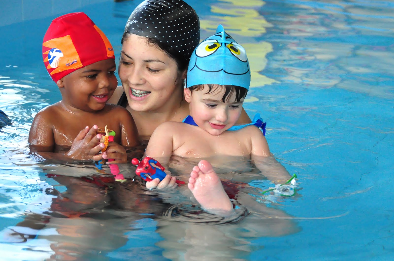 Saiba quais são os benefícios da natação para bebês! - Bio Center
